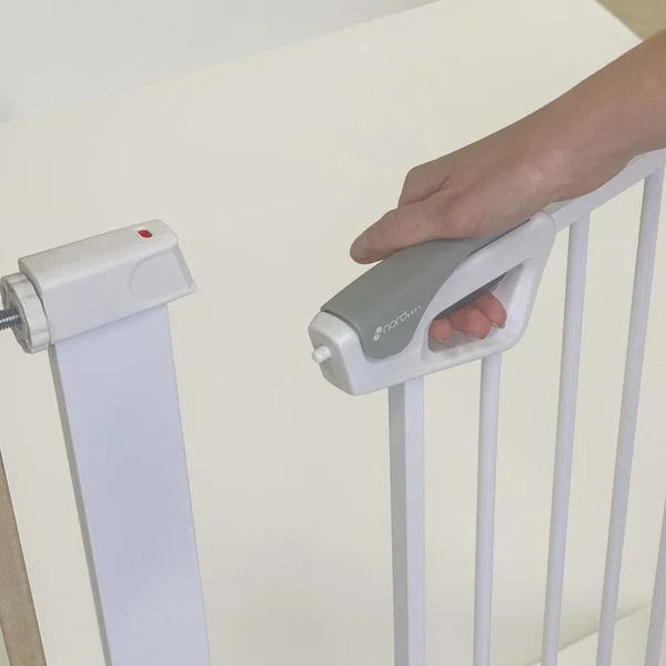 Nordbaby safety gate 75-82x4x77cm - Nordbaby