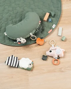 Done by Deer развивающая подушка Tiny farm Green - Taf Toys