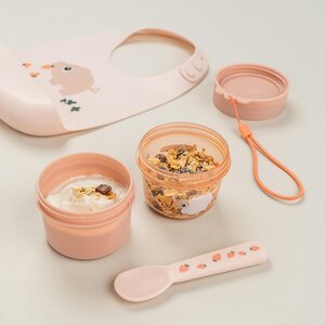 Done by Deer To go 2-way snack container S Tiny farm Powder - Done by Deer