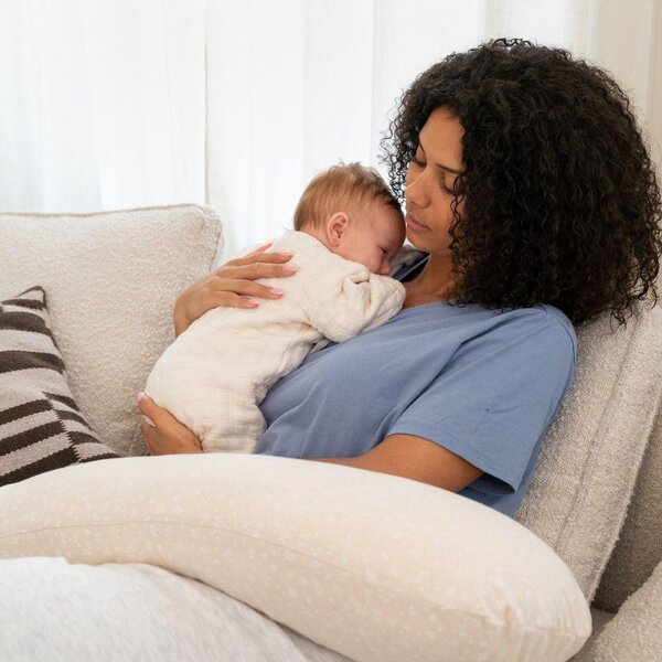 Doomoo nursing pillow Maxxy Flowers Sand - Doomoo